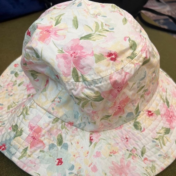 Abercrombie & Fitch Floral bucket hat - Picture 2 of 4
